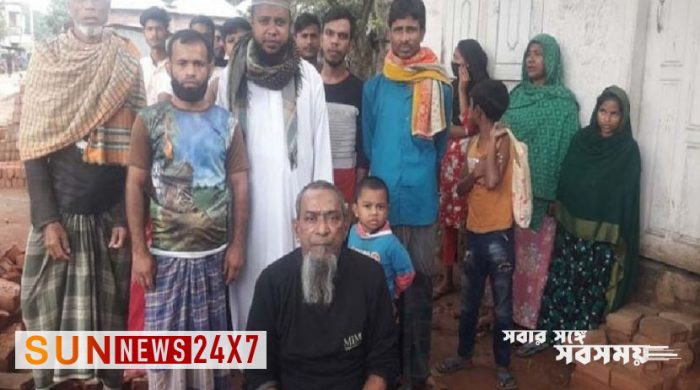 কবর খুঁড়ে তোলা হলো কুয়েট শিক্ষকের লাশ