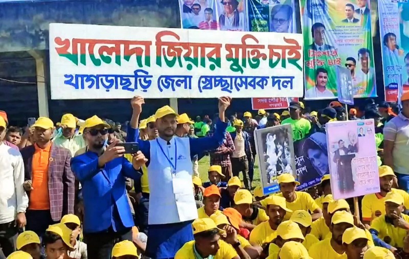 সরকারের পতন না হওয়ার আগ পর্যন্ত আন্দোলন চলবে: ফখরুল সরকারের পতন না হওয়ার আগ পর্যন্ত আন্দোলন চলবে: ফখরুল