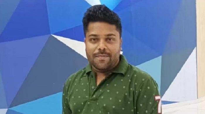ভারতের জাতীয় সংগীত গাইতে বলায় ধরা খেলেন বাংলাদেশি