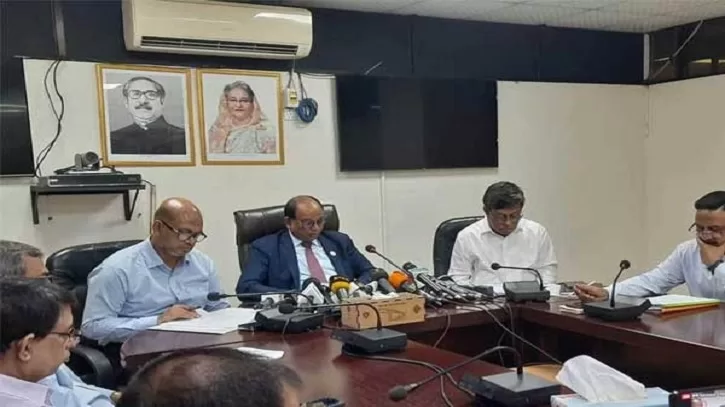 ঈদে ট্রেনের ২৯ হাজার টিকিট বিক্রি হবে প্রতিদিন ঈদে ট্রেনের ২৯ হাজার টিকিট বিক্রি হবে প্রতিদিন
