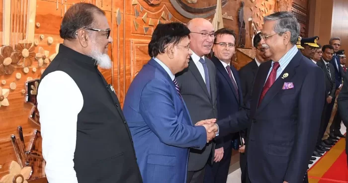 এরদোয়ানের শপথ অনুষ্ঠানে যোগ দিতে তুরস্কের পথে রাষ্ট্রপতি এরদোয়ানের শপথ অনুষ্ঠানে যোগ দিতে তুরস্কের পথে রাষ্ট্রপতি
