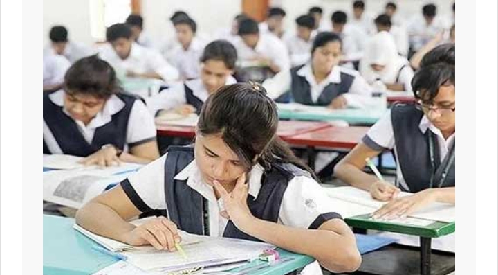 এসএসসি ও সমমানের ফল জুলাইয়ের শেষে এসএসসি ও সমমানের ফল জুলাইয়ের শেষে