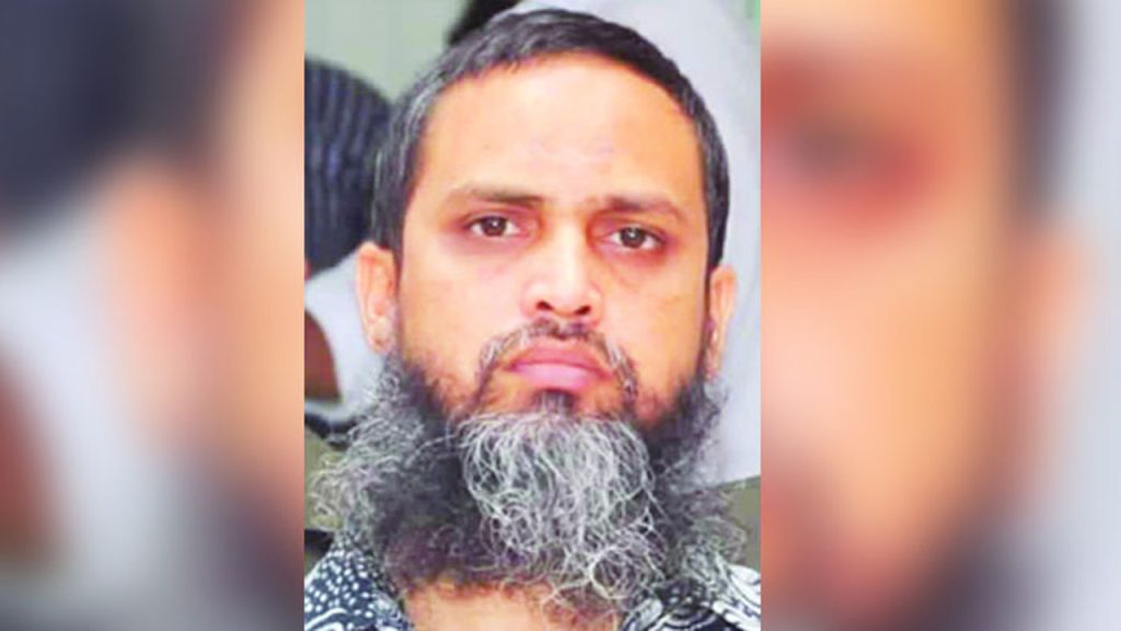জামাতুল আনসারের প্রতিষ্ঠাতা শামিন মাহফুজ স্ত্রীসহ গ্রেফতার জামাতুল আনসারের প্রতিষ্ঠাতা শামিন মাহফুজ স্ত্রীসহ গ্রেফতার