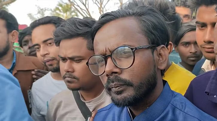 প্রার্থিতা ফিরে পেতে আজ ইসিতে আপিল করবেন হিরো আলম প্রার্থিতা ফিরে পেতে আজ ইসিতে আপিল করবেন হিরো আলম