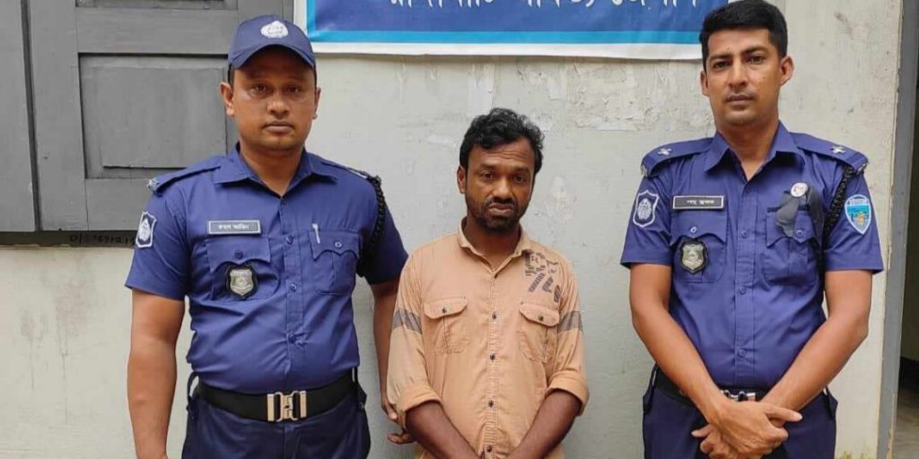 কক্সবাজার থেকে ইয়াবা পাচারকালে আটক ১, পালিয়ে গেছে অন্য এক মাদক কারবারী কক্সবাজার থেকে ইয়াবা পাচারকালে আটক ১, পালিয়ে গেছে অন্য এক মাদক কারবারী