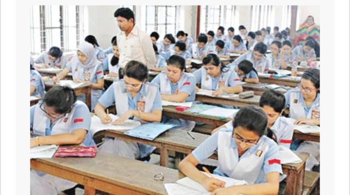 ১৭ আগস্ট থেকেই এইচএসসি পরীক্ষা শুরু: শিক্ষামন্ত্রী