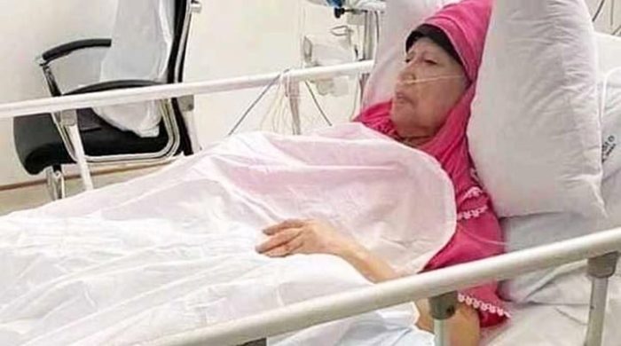 খালেদা জিয়ার শারীরিক অবস্থার অবনতি