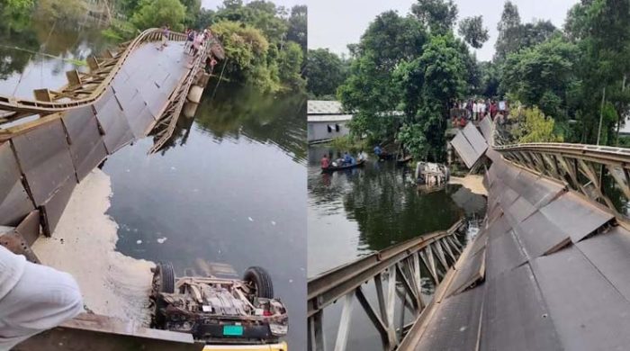 টাঙ্গাইলে বেইলি সেতু ভেঙে ট্রাক পানিতে