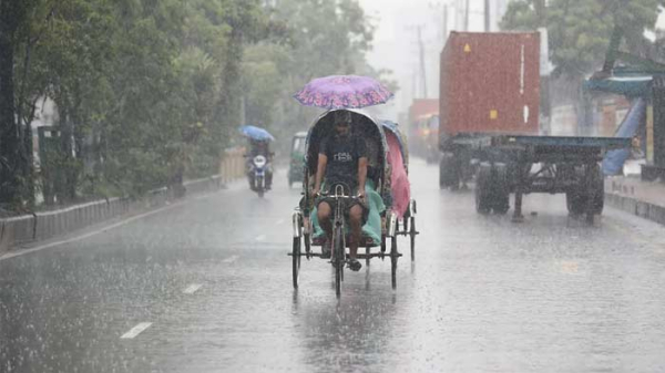 সকালের মধ্যে ১৪ অঞ্চলে বৃষ্টির পূর্বাভাস
