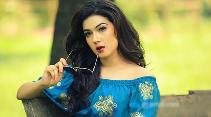 দুইজনকে অন্তর থেকে অভিশাপ দিলেন মাহিয়া মাহি