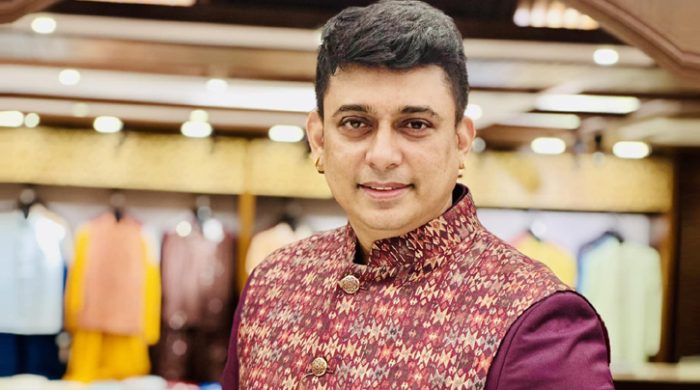 মনোনয়নপত্র কেনা অধিকাংশ তারকা বসন্তের কোকিল
