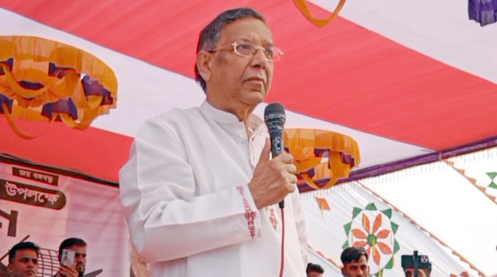 সারাবিশ্ব ক্যামেরা ফিট করে রাখছে ভোটকেন্দ্রে যান কি না দেখার জন্য