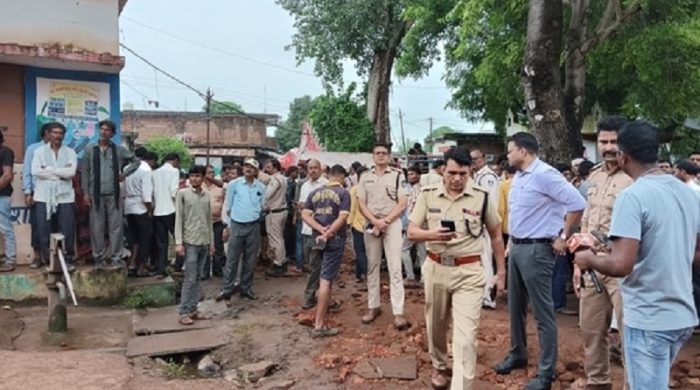 মধ্যপ্রদেশে দেয়াল ধসে ৯ শিশুর মৃত্যু