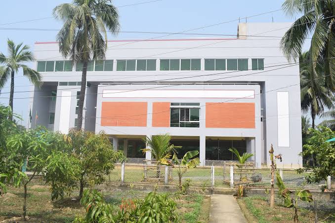 বদরখালী সমবায় ও কৃষি উপনিবেশ সমিতি ৯৫ বছর ধরে যেভাবে বদলে দিচ্ছে মানুষের ভাগ্য বদরখালী সমবায় ও কৃষি উপনিবেশ সমিতি ৯৫ বছর ধরে যেভাবে বদলে দিচ্ছে মানুষের ভাগ্য