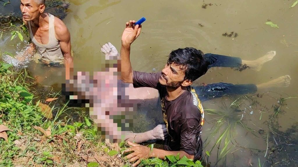 চকরিয়ায় ধাওয়া খেয়ে নিখোঁজের ৩২ ঘন্ট পর খাল থেকে যুবকের ভাসমান মরদেহ উদ্ধার চকরিয়ায় ধাওয়া খেয়ে নিখোঁজের ৩২ ঘন্ট পর খাল থেকে যুবকের ভাসমান মরদেহ উদ্ধার