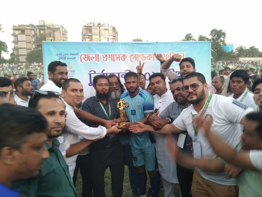টাইব্রেকারে রানিং চ্যাম্পিয়ন মহেশখালীর স্বপ্নভঙ্গ, ফাইনালে রামু
