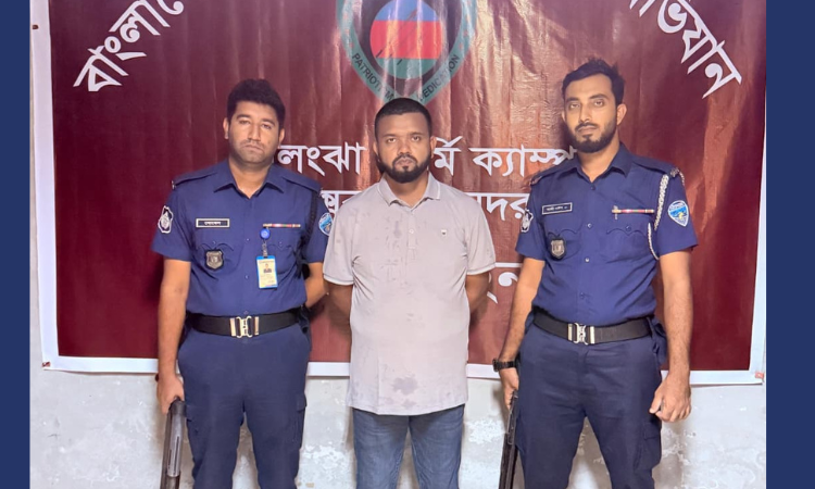 কক্সবাজারে সেনা কর্মকর্তা পরিচয়ে প্রতারণা, যুবক আটক কক্সবাজারে সেনা কর্মকর্তা পরিচয়ে প্রতারণা, যুবক আটক