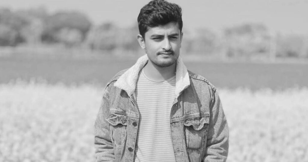পূর্ব শত্রুতার জেরে মাদারীপুরে প্রকাশ্যে যুবককে কুপিয়ে হত্যা পূর্ব শত্রুতার জেরে মাদারীপুরে প্রকাশ্যে যুবককে কুপিয়ে হত্যা