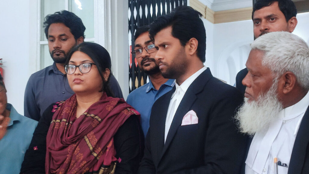 শেখ হাসিনার বিরুদ্ধে ট্রাইব্যুনালে সাক্ষ্য দিলেন শহিদ সৈকতের বোন সেবন্তি