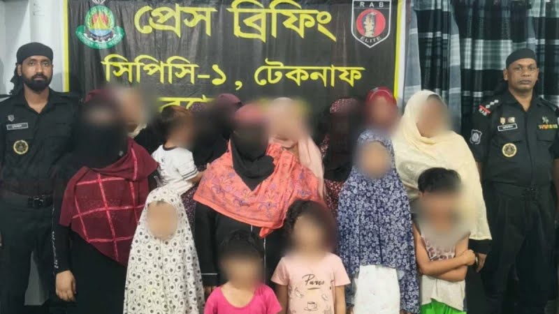 টেকনাফে বাসা ভাড়া নিয়ে বসবাসকারী ২৮ রোহিঙ্গা উদ্ধার, আশ্রয়দাতা আটক টেকনাফে বাসা ভাড়া নিয়ে বসবাসকারী ২৮ রোহিঙ্গা উদ্ধার, আশ্রয়দাতা আটক