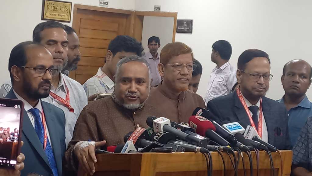 একসঙ্গে জাতীয় নির্বাচন ও গণভোট হলে আম-ছালা দুইটাই যাবে একসঙ্গে জাতীয় নির্বাচন ও গণভোট হলে আম-ছালা দুইটাই যাবে