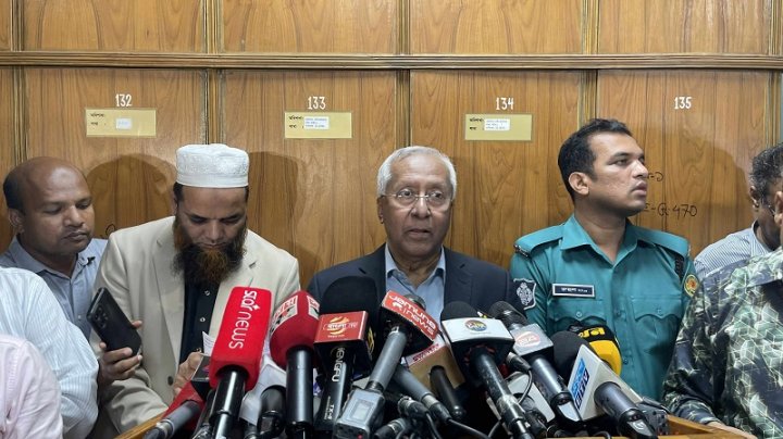 কারও চাপে নয়, ইসি নিজস্ব সিদ্ধান্তে ‘শাপলা কলি’ প্রতীক অন্তর্ভুক্ত করেছে কারও চাপে নয়, ইসি নিজস্ব সিদ্ধান্তে ‘শাপলা কলি’ প্রতীক অন্তর্ভুক্ত করেছে