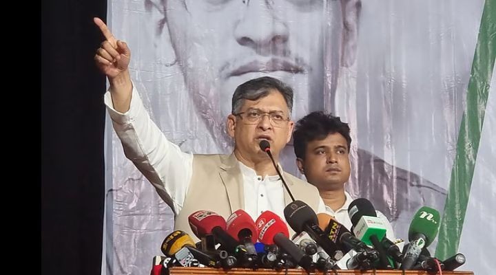 দেশে আধিপত্য বিস্তারের জন্য তিনটি পরাশক্তি চেষ্টা চালিয়ে যাচ্ছে দেশে আধিপত্য বিস্তারের জন্য তিনটি পরাশক্তি চেষ্টা চালিয়ে যাচ্ছে