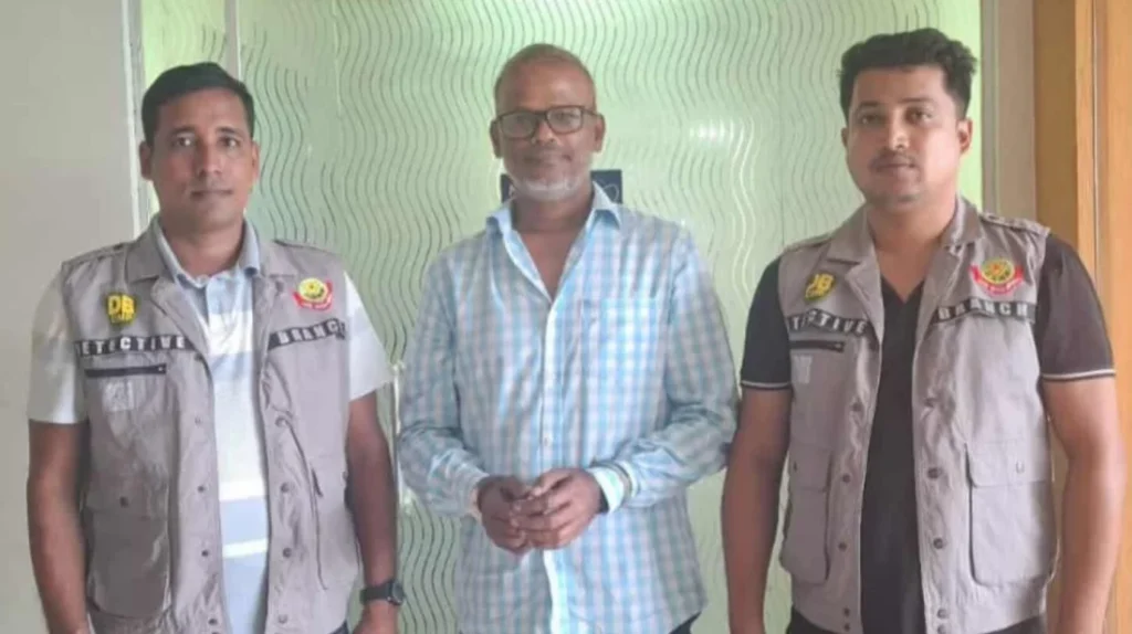 পালিয়ে ঢাকায় এসেও শেষ রক্ষা হলো না আ.লীগ নেতার, ডিবির হাতে গ্রেপ্তার