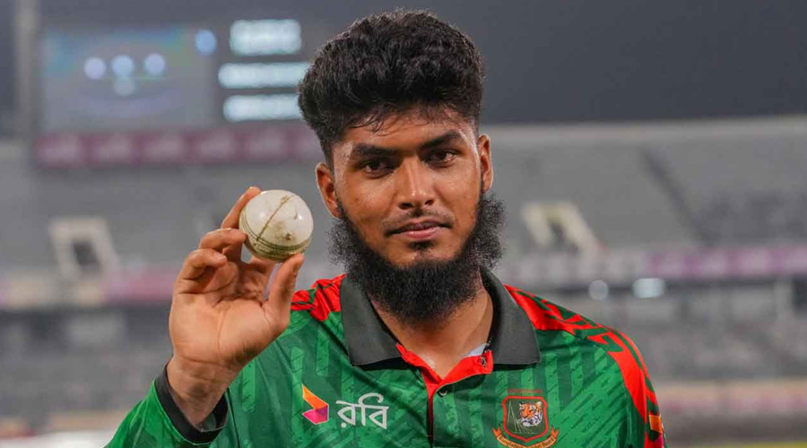 বল হাতে নতুন দুই রেকর্ড গড়লেন রিশাদ বল হাতে নতুন দুই রেকর্ড গড়লেন রিশাদ