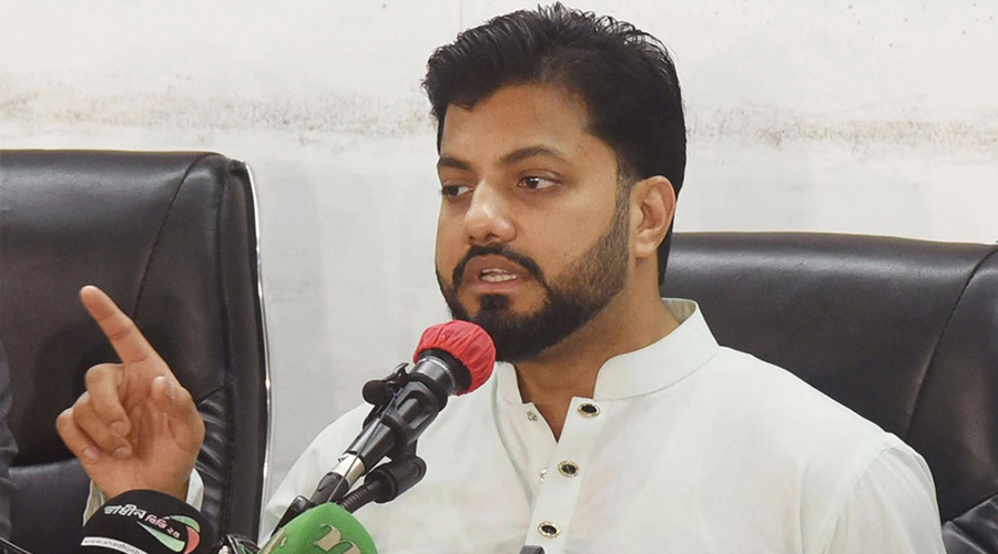 বিসিবি নির্বাচন নিয়ে ইশরাক হোসেনের বিস্ফোরক মন্তব্য বিসিবি নির্বাচন নিয়ে ইশরাক হোসেনের বিস্ফোরক মন্তব্য