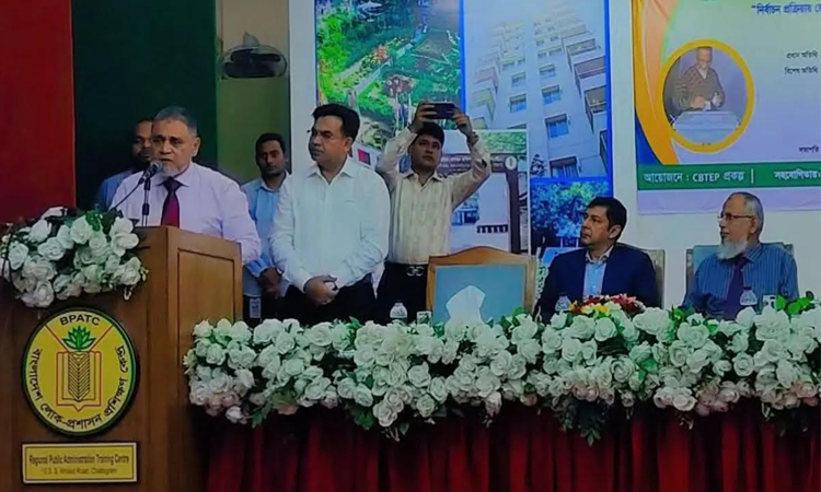 ভোটকেন্দ্রে প্রিসাইডিং অফিসারই হবেন সেই কেন্দ্রের ‘চিফ ইলেকশন অফিসার’ ভোটকেন্দ্রে প্রিসাইডিং অফিসারই হবেন সেই কেন্দ্রের ‘চিফ ইলেকশন অফিসার’