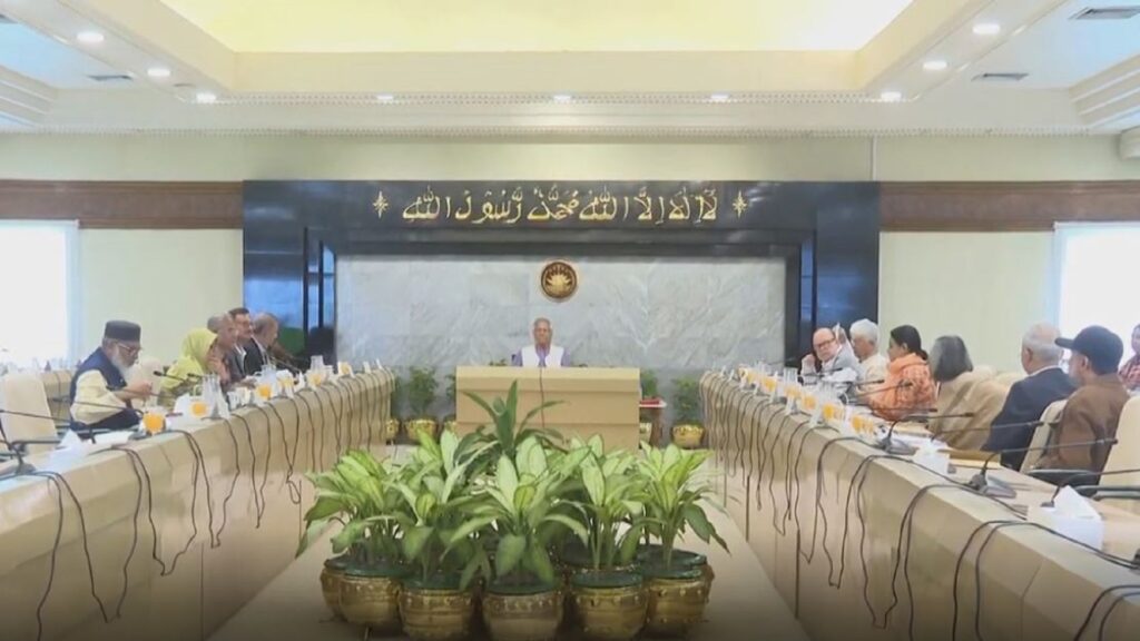 উপদেষ্টা পরিষদের বিশেষ সভা, খালেদা জিয়ার জন্য দোয়া ও মোনাজাত উপদেষ্টা পরিষদের বিশেষ সভা, খালেদা জিয়ার জন্য দোয়া ও মোনাজাত