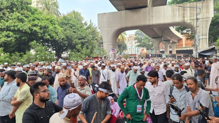 জাতীয়করণের দাবিতে ইবতেদায়ি শিক্ষকদের যমুনা অভিমুখে লংমার্চের ঘোষণা জাতীয়করণের দাবিতে ইবতেদায়ি শিক্ষকদের যমুনা অভিমুখে লংমার্চের ঘোষণা