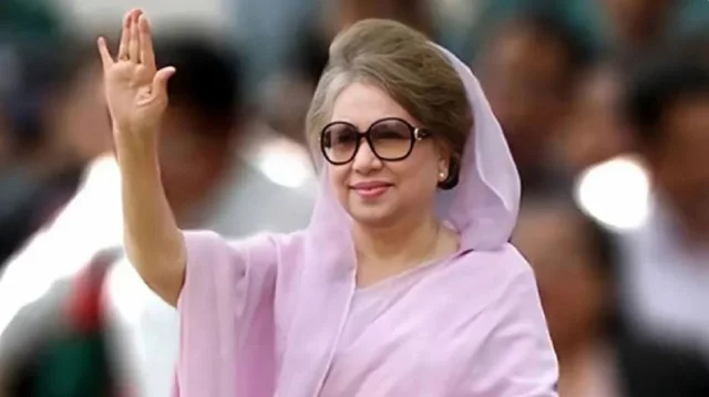 সশস্ত্র বাহিনী দিবসের সংবর্ধনা অনুষ্ঠানে অংশগ্রহণে সম্মতি খালেদা জিয়ার সশস্ত্র বাহিনী দিবসের সংবর্ধনা অনুষ্ঠানে অংশগ্রহণে সম্মতি খালেদা জিয়ার