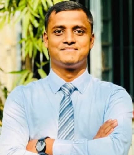 শহীদ হাদির মৃত্যু নিয়ে কুরুচিপূর্ণ পোস্ট: টেকনাফে নিষিদ্ধ ছাত্রলীগ নেতাকে আটক শহীদ হাদির মৃত্যু নিয়ে কুরুচিপূর্ণ পোস্ট: টেকনাফে নিষিদ্ধ ছাত্রলীগ নেতাকে আটক