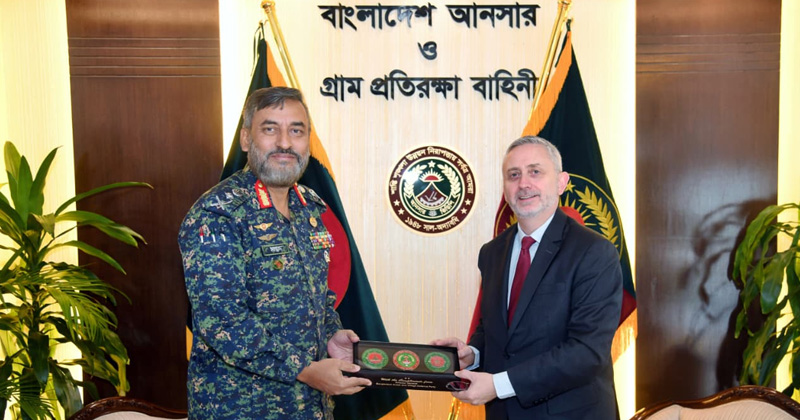 আনসার-ভিডিপি মহাপরিচালকের সঙ্গে ইইউ রাষ্ট্রদূতের বৈঠক আনসার-ভিডিপি মহাপরিচালকের সঙ্গে ইইউ রাষ্ট্রদূতের বৈঠক