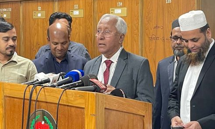 ইসির রোববারের বৈঠকে উঠছে তারেক রহমান ও জাইমা রহমানের ভোটার হওয়ার নথি ইসির রোববারের বৈঠকে উঠছে তারেক রহমান ও জাইমা রহমানের ভোটার হওয়ার নথি