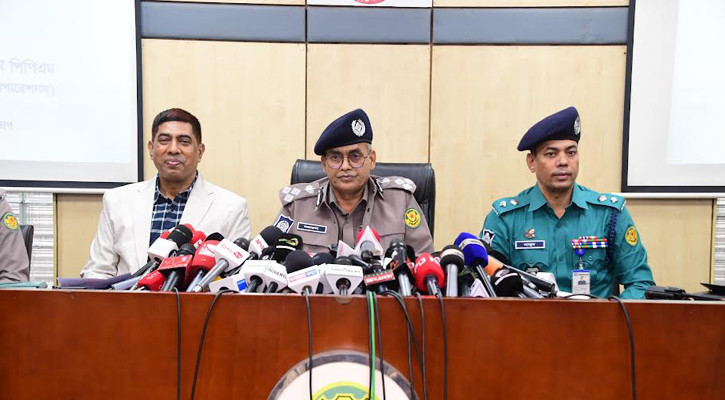 ওসমান হাদি হত্যার মূল আসামিরা দেশ ছেড়ে পালিয়েছে, স্বীকার করল পুলিশ ওসমান হাদি হত্যার মূল আসামিরা দেশ ছেড়ে পালিয়েছে, স্বীকার করল পুলিশ