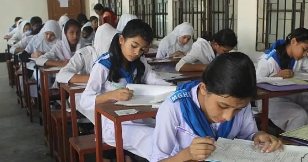 টানা ৬ দিনের অচলাবস্থার পর আজ থেকে শুরু হচ্ছে প্রাথমিকের বার্ষিক পরীক্ষা