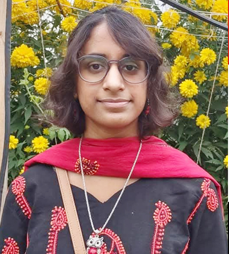 তুষারে ঢাকা নিধুয়ার শেষ পদচিহ্ন তুষারে ঢাকা নিধুয়ার শেষ পদচিহ্ন
