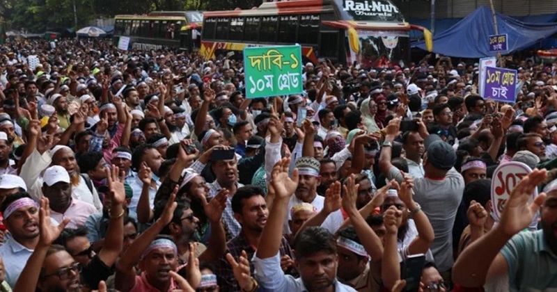 দেশের সব সরকারি প্রাথমিক বিদ্যালয়ে আজ থেকে ‘শাটডাউন’ দেশের সব সরকারি প্রাথমিক বিদ্যালয়ে আজ থেকে ‘শাটডাউন’