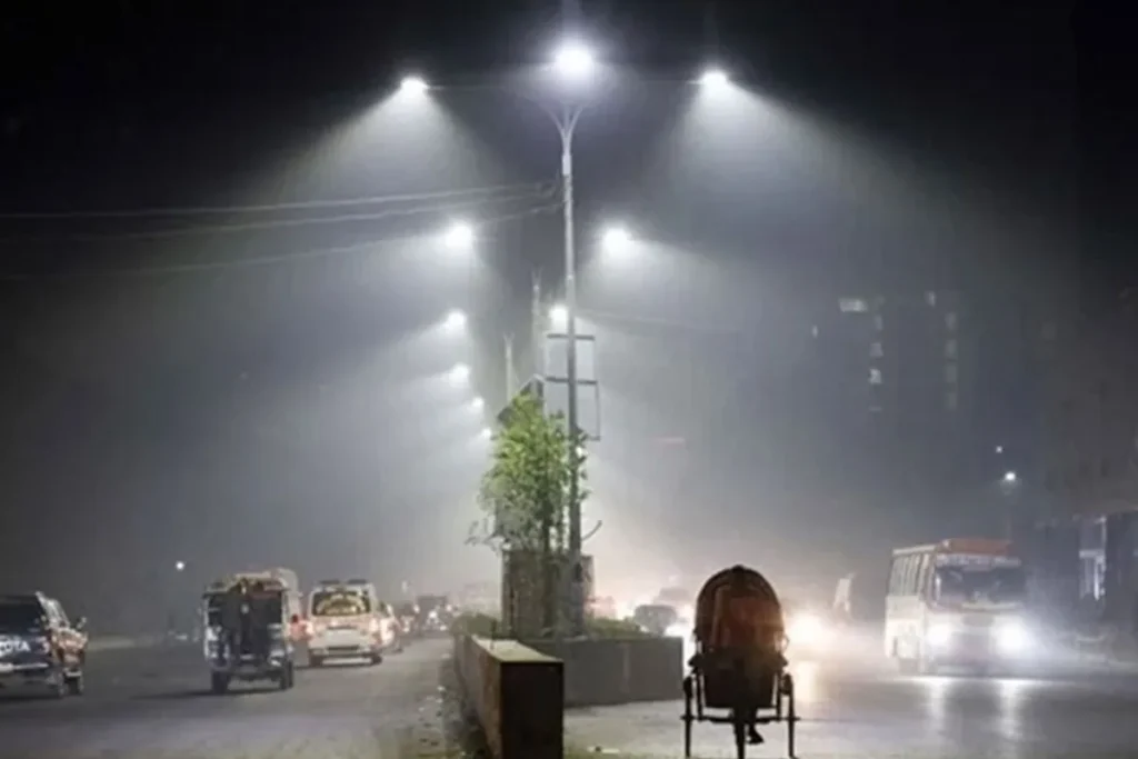 রাতে ঢাকায় বাড়তে পারে শীতের দাপট