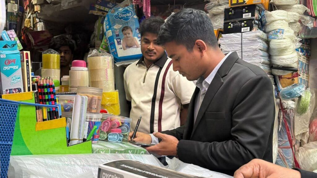 ঈদগাঁওয়ে ভ্রাম্যমাণ আদালতের অভিযান, জরিমানা আদায়