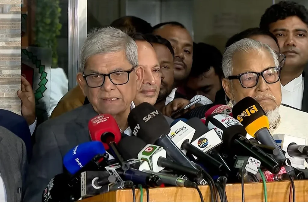 ইসির স্বচ্ছতা নিয়ে প্রশ্ন তুলে পক্ষপাতের অভিযোগ করলেন মির্জা ফখরুল