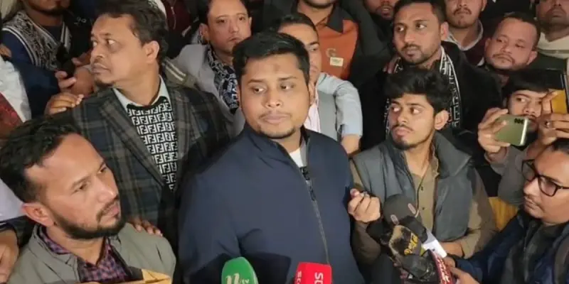নির্বাচনে প্রশাসন কতটা নিরপেক্ষ থাকবে তা নিয়ে শঙ্কা রয়েছে নির্বাচনে প্রশাসন কতটা নিরপেক্ষ থাকবে তা নিয়ে শঙ্কা রয়েছে