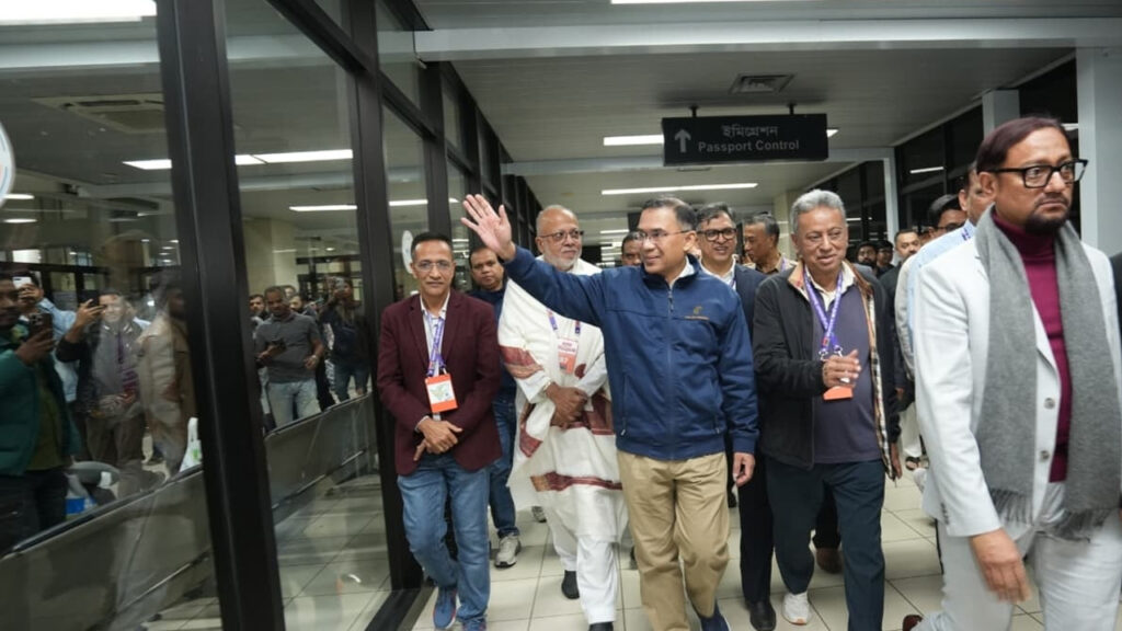 ২০ বছর পর চট্টগ্রামে বিএনপি চেয়ারপারসন তারেক রহমান ২০ বছর পর চট্টগ্রামে বিএনপি চেয়ারপারসন তারেক রহমান