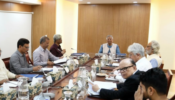 ত্রয়োদশ জাতীয় সংসদের শপথ আজ, পতাকাবিহীন গাড়িতে ফিরবেন উপদেষ্টারা ত্রয়োদশ জাতীয় সংসদের শপথ আজ, পতাকাবিহীন গাড়িতে ফিরবেন উপদেষ্টারা