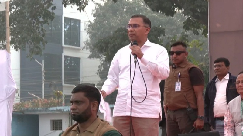 দীর্ঘ ২৩ বছর পর ঠাকুরগাঁওয়ে তারেক রহমান, জনসমুদ্রে নির্বাচনী প্রচারণা দীর্ঘ ২৩ বছর পর ঠাকুরগাঁওয়ে তারেক রহমান, জনসমুদ্রে নির্বাচনী প্রচারণা