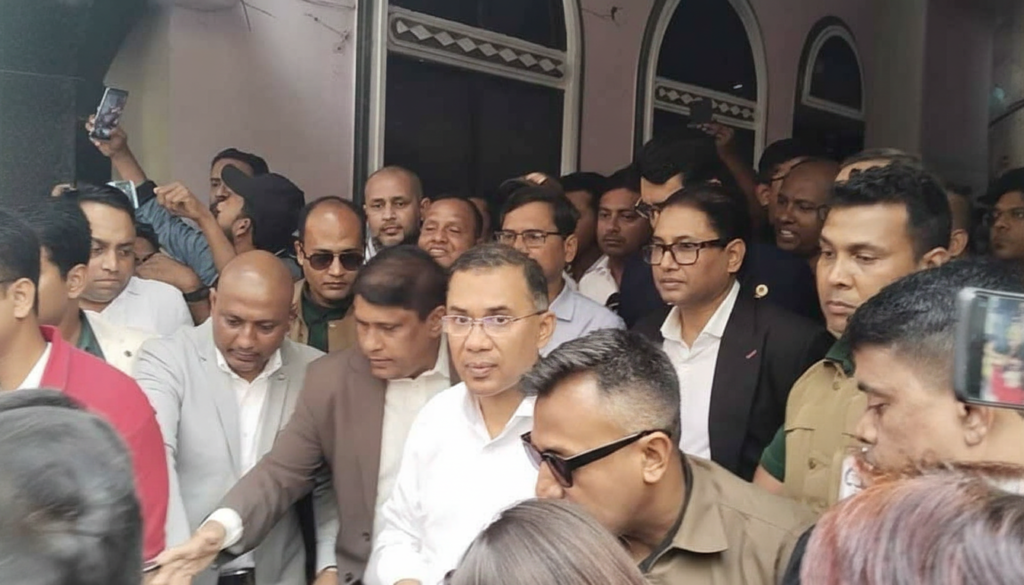 বনানীতে ‘ফ্রি এনিম্যাল ক্লিনিক’ উদ্বোধন করলেন তারেক রহমান