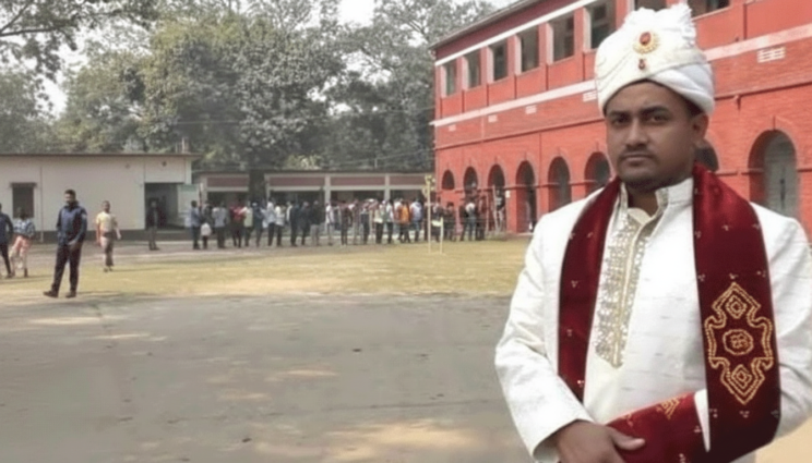 বিয়ের আসরে বসার আগেই ভোটকেন্দ্রে, সৈয়দপুরে বরের সাজে যুবকের ভোট বিয়ের আসরে বসার আগেই ভোটকেন্দ্রে, সৈয়দপুরে বরের সাজে যুবকের ভোট